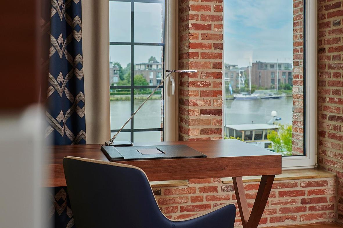 Hotel Hafenspeicher Леер Экстерьер фото