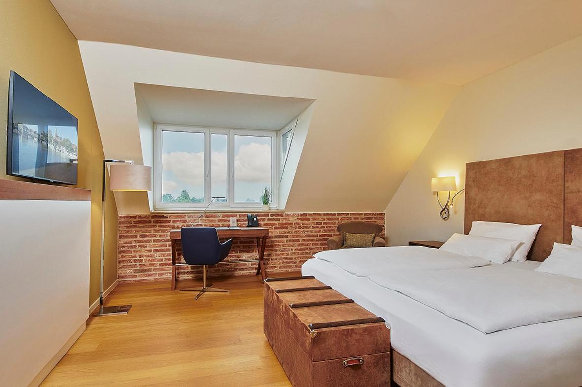 Hotel Hafenspeicher Леер Экстерьер фото