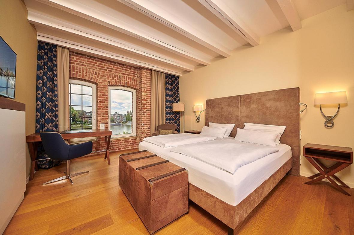 Hotel Hafenspeicher Леер Экстерьер фото